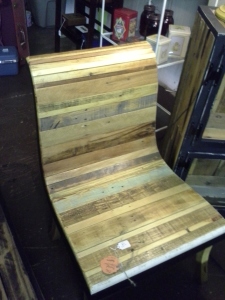 shopatblu pallet chair