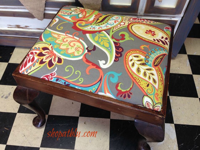 the-blue-building-shopatblu-Thanksgiving-home-decor-entryway-recovered-footstool