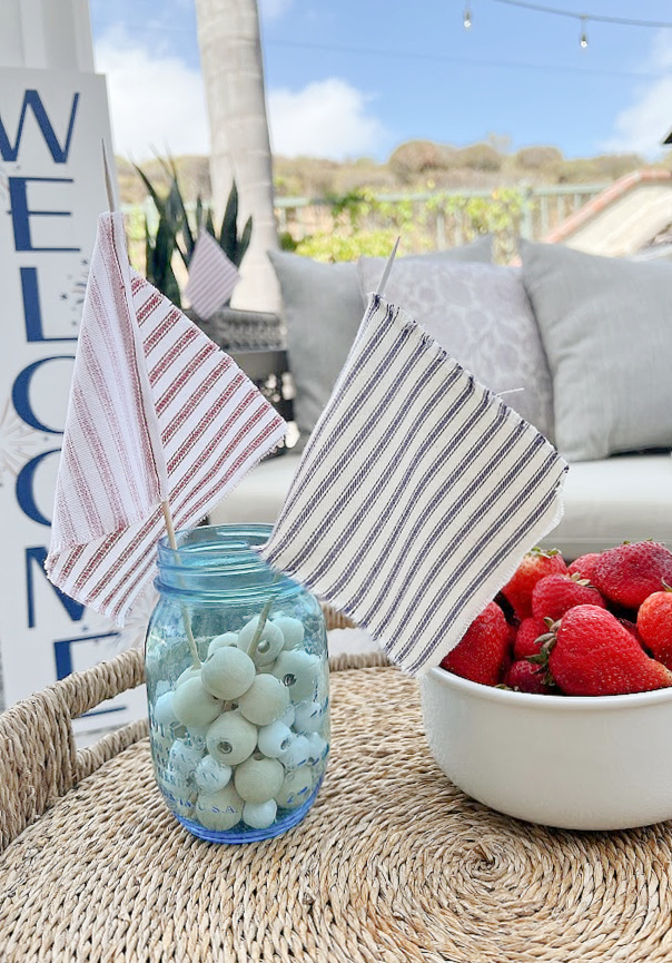 shopatblu Kristin flags