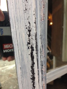 Quick Way to Achieve Chippy Paint