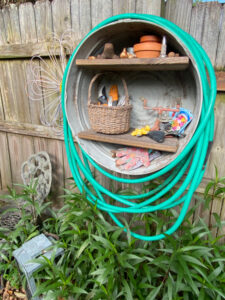 DIY Galvanized Metal Tub Shelves for the Garden